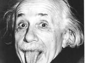 hace años murió einstein