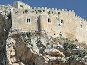 Allá alto, castillo Mussomeli