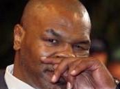 Tyson dejó embarazada empleada carcel donde cumplia condena