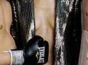 Alexandra Ambrosio pone guantes boxeo Vogue Rusia