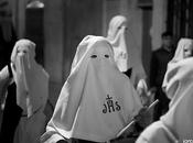 procesión blanco negro