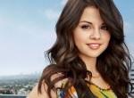 Selena Gomez compra mansión millones dólares