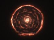 Astrónomos descubren estructura espiral alrededor gran estrella moribunda