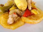 Pollo alcachofas verduras