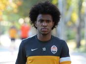 Chelsea, plan salió Willian brilló
