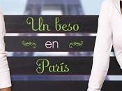 Leyendo beso París