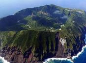 diminuta isla volcánica habitada Aogashima Japón