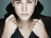 Justin Bieber artista joven cinco álbumes número