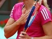 Henin ganó, Wozniacki cuartos, Venus afuera