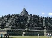 Borobudur, monumento budista grande mundo