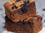 Bizcocho cacao arándanos bebida almendra