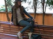 Same Style: saharian jacket