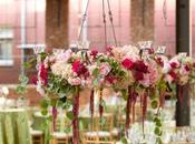 Tendencia: centros mesa colgantes para banquetes boda
