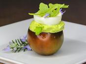 Kumato relleno crema aguacate mostaza miel