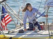 Encuentran chica navegaba alrededor mundo