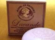 Probando productos corporales Jeanne Provence