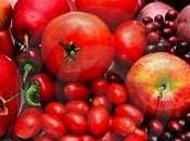 ¿Por incluir nuestra dieta frutas verduras rojas?