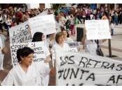 trabajadores residencia Chillón exigen Junta pague nóminas medio