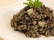 Arroz negro sepia. receta clásica imprescindible