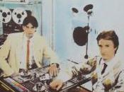 twins modern lifestile