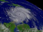 ¿Qué diferencia ciclones tropicales tornados?