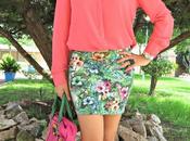 Tropical print skirt.