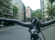 tigre bici vuelta lluvia