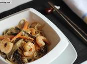 fideos udon verduras gambas