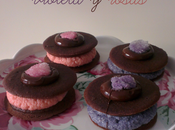 Whoopie pies rellenos mascarpone violeta rosas