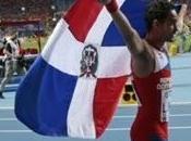 Luguelín gana bronce mundial atletismo.