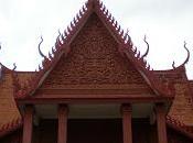 Phnom Penh (Camboya): rezar museo