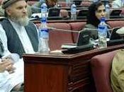 Diputado afgano propone ejecutar convertidos islam cristianismo