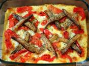 Pizza patata, tomates sardinas. Receta