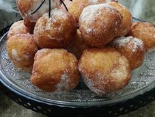 Buñuelos rellenos queso naranja