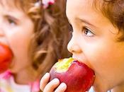 Leche, queso manzana, alimentos perfectos para dientes niños