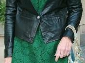 looks vestido encaje verde cuero