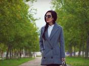 GRAY COATCoat/Abrigo: Persun Bag/Bolso: Burberry, Mocassi...