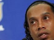 Ronaldinho: rabia vivir misma época Messi"