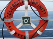 Celebrity Infinity; paseando barco