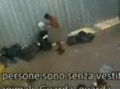 Otra prueba trato vejatorio inmigrantes Lampedusa, fumigan video]