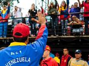 Maduro ahora juega softbol