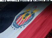 Chivas adopta “nueva” bandera para partidos local