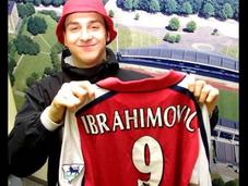 Zlatan Ibrahimovic casi jugador Arsenal