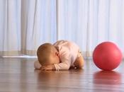 bebé como maestro postura movimiento