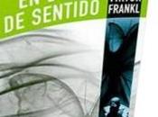 hombre busca sentido.