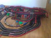 Montaje Circuito mixto scalextric ferrocarril.