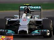 Mercedes blanco flecha plateada