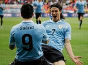 Suárez Cavani lideran potente Uruguay