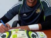 Juan Pablo firma Soloporteros