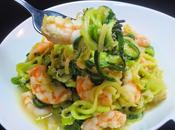 Espaguetis calabacín puerro langostinos